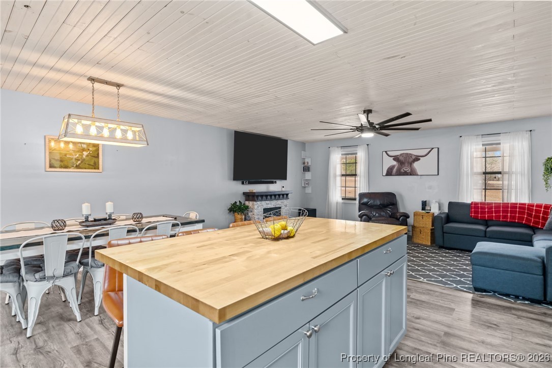 2229 Tingen Road