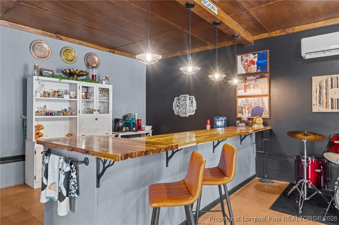 2229 Tingen Road