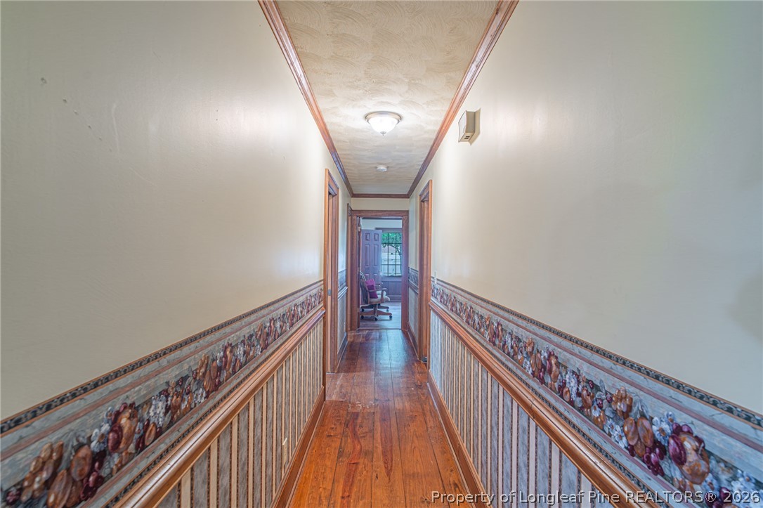 473 Oak Street