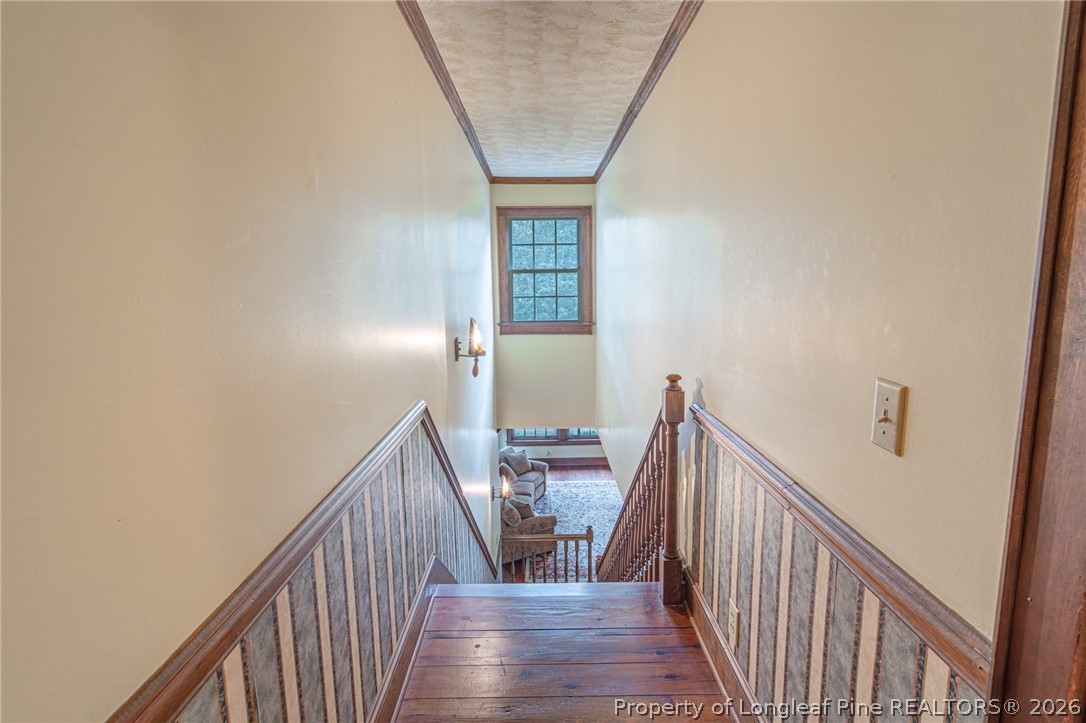 473 Oak Street