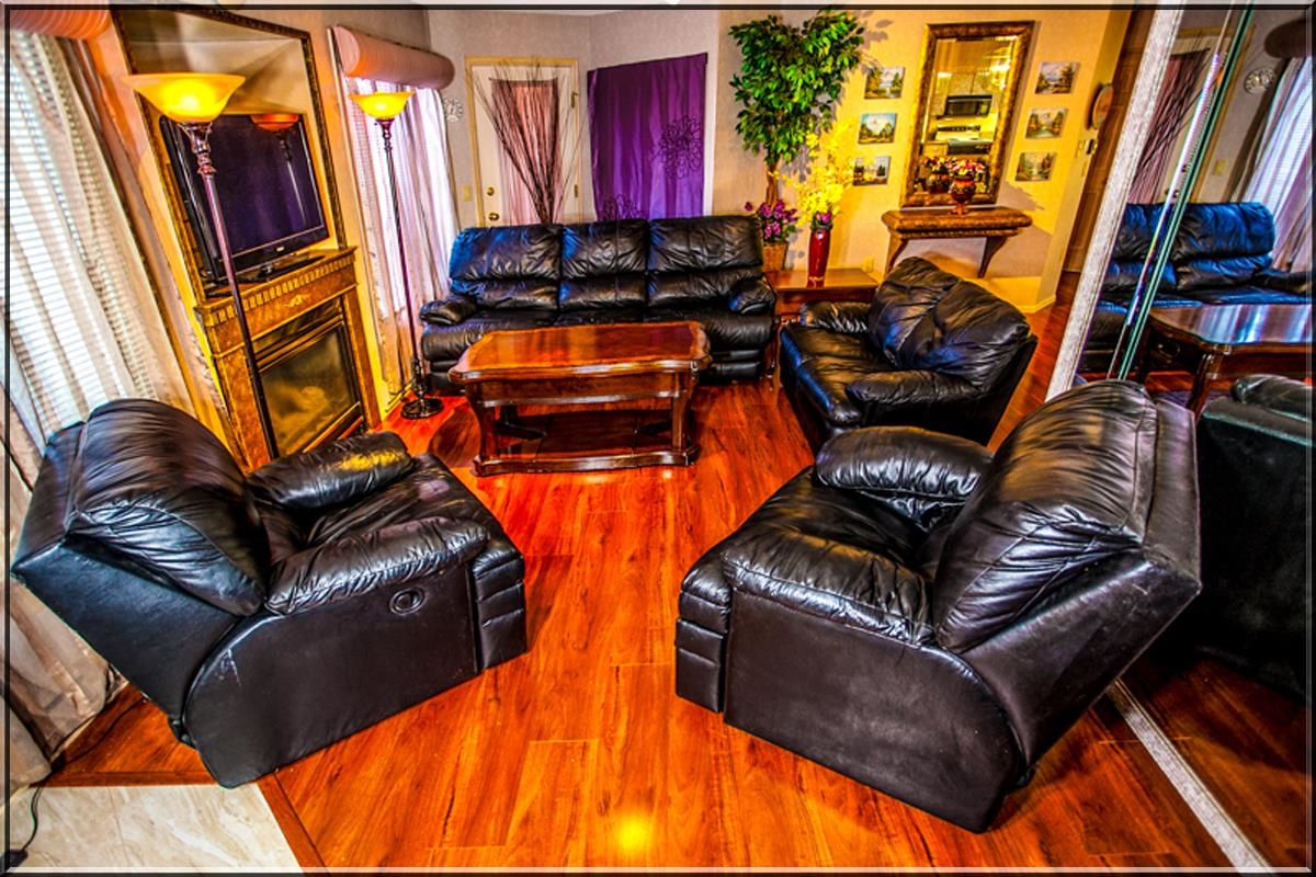 5100 Valley View Drive Unit: # 211