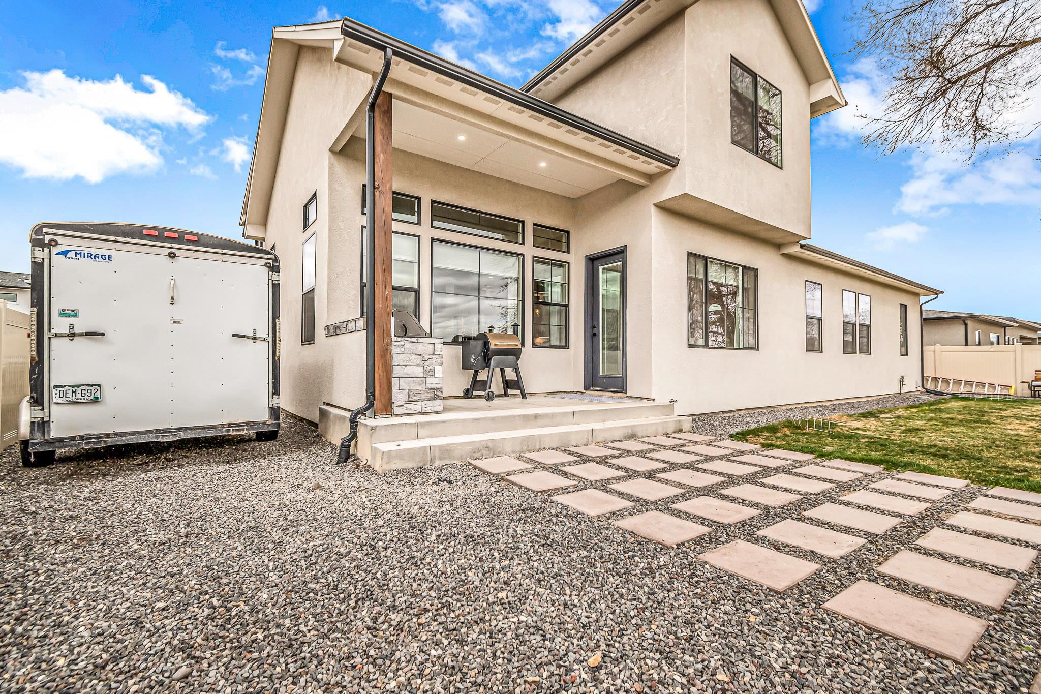 2533 Woody Creek Drive