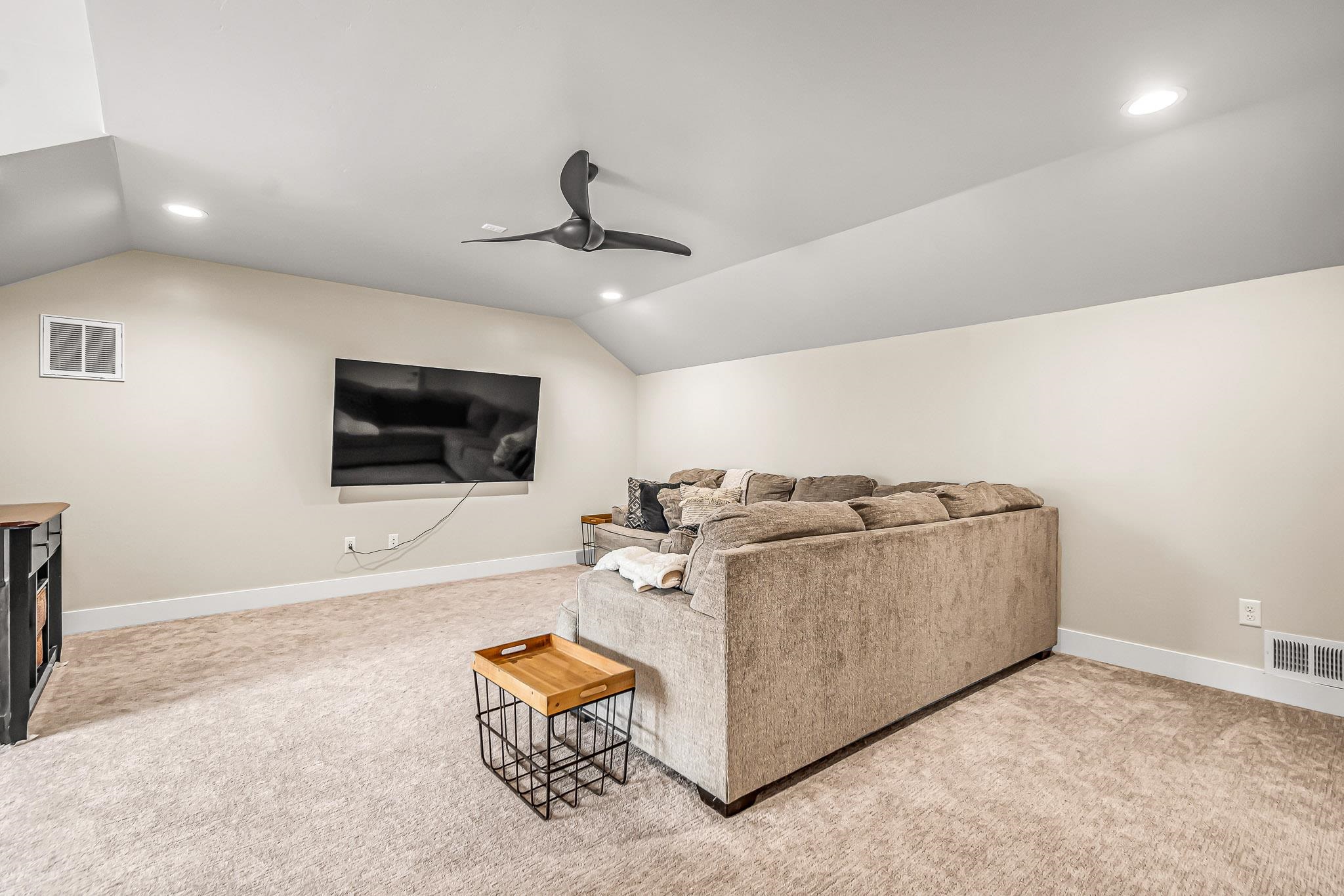 2533 Woody Creek Drive