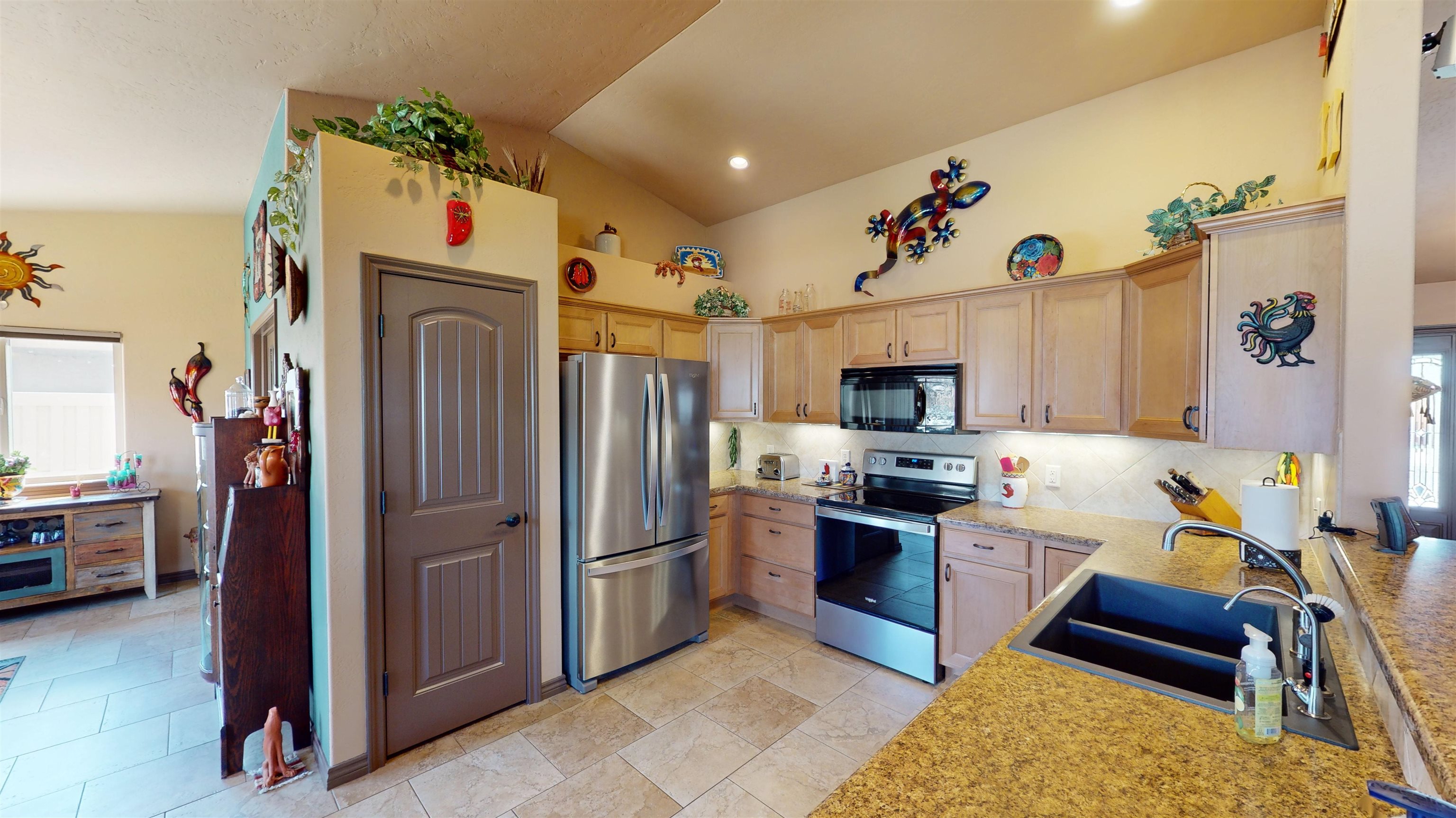 1018 Echo Canyon Street