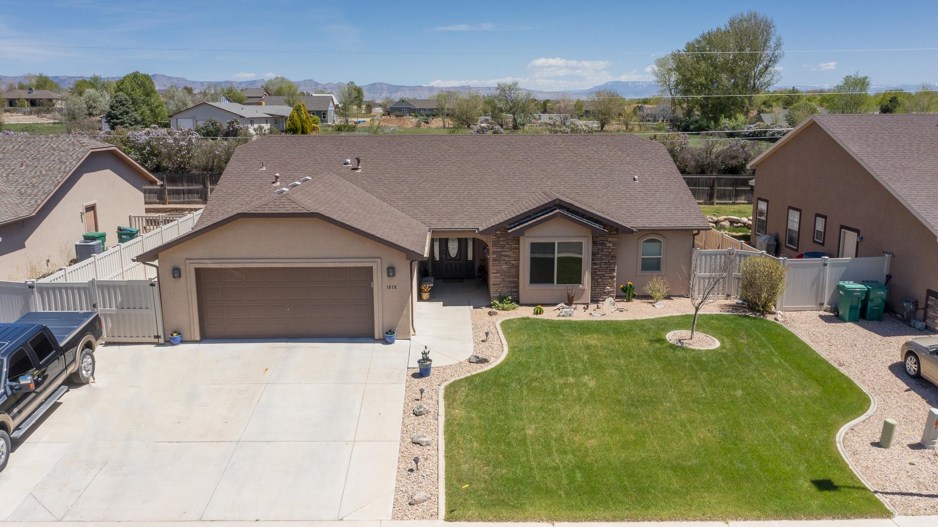 1018 Echo Canyon Street