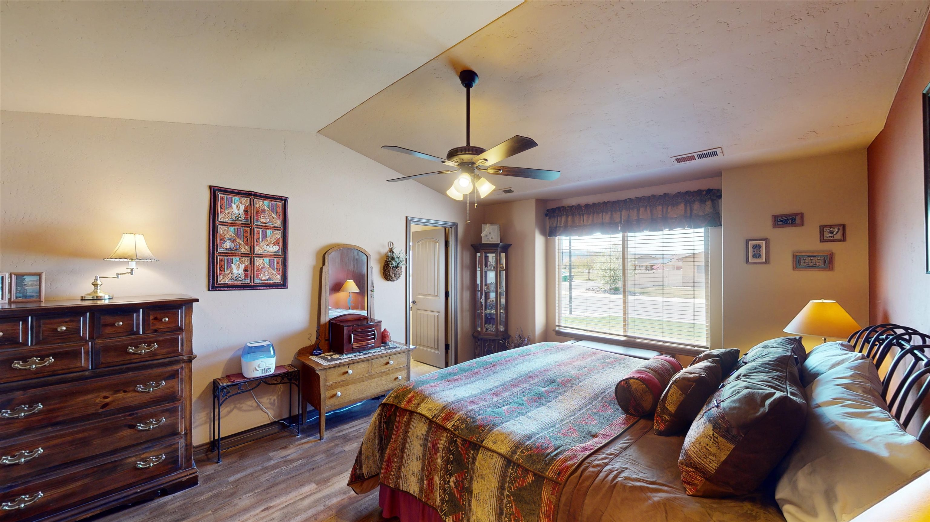 1018 Echo Canyon Street