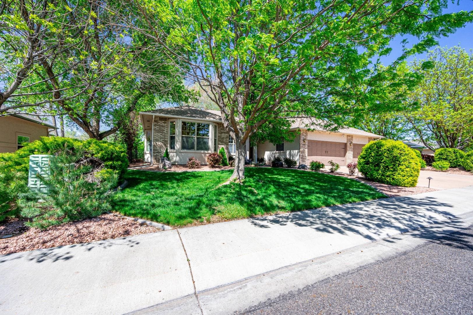 688 Moonridge Circle