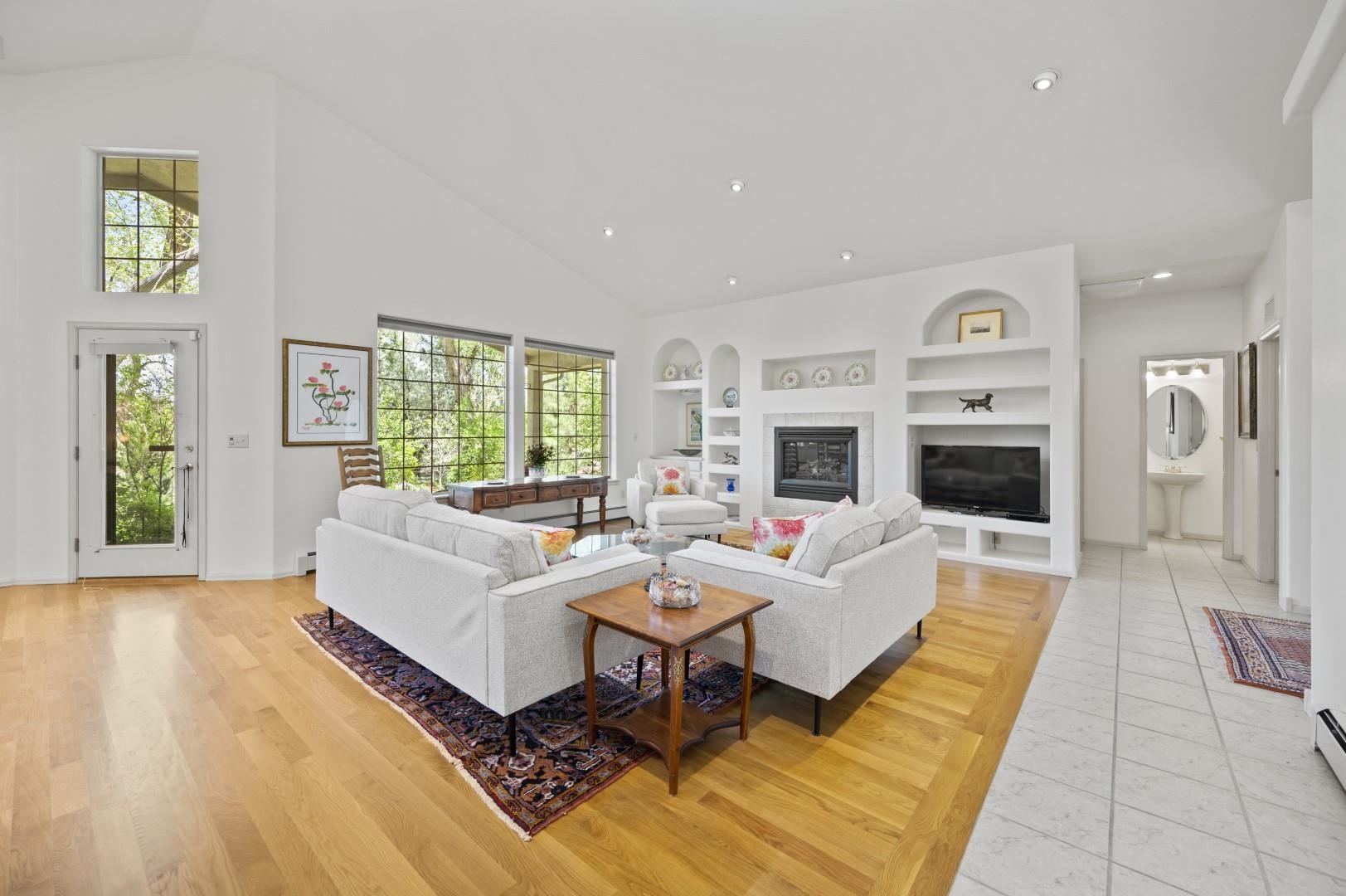 688 Moonridge Circle