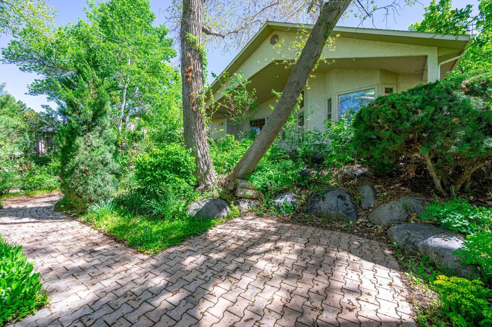 688 Moonridge Circle