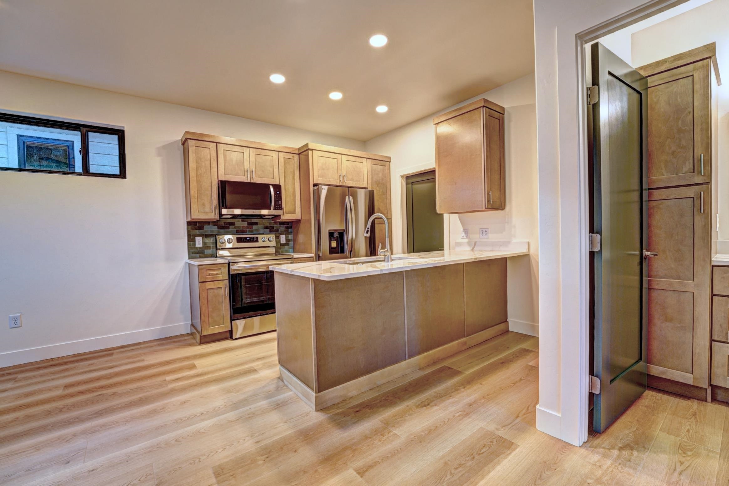 234 N Sycamore Street