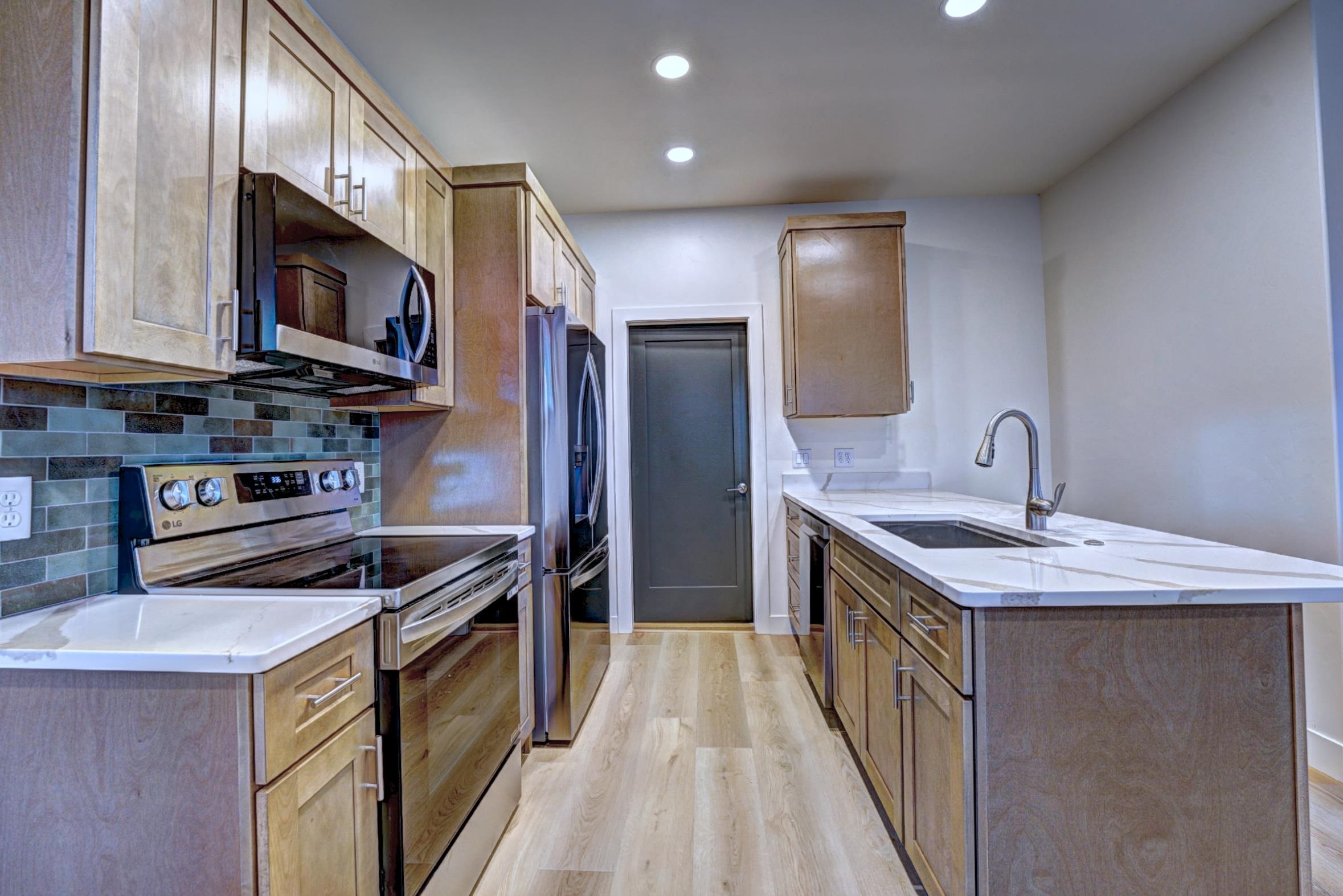 234 N Sycamore Street