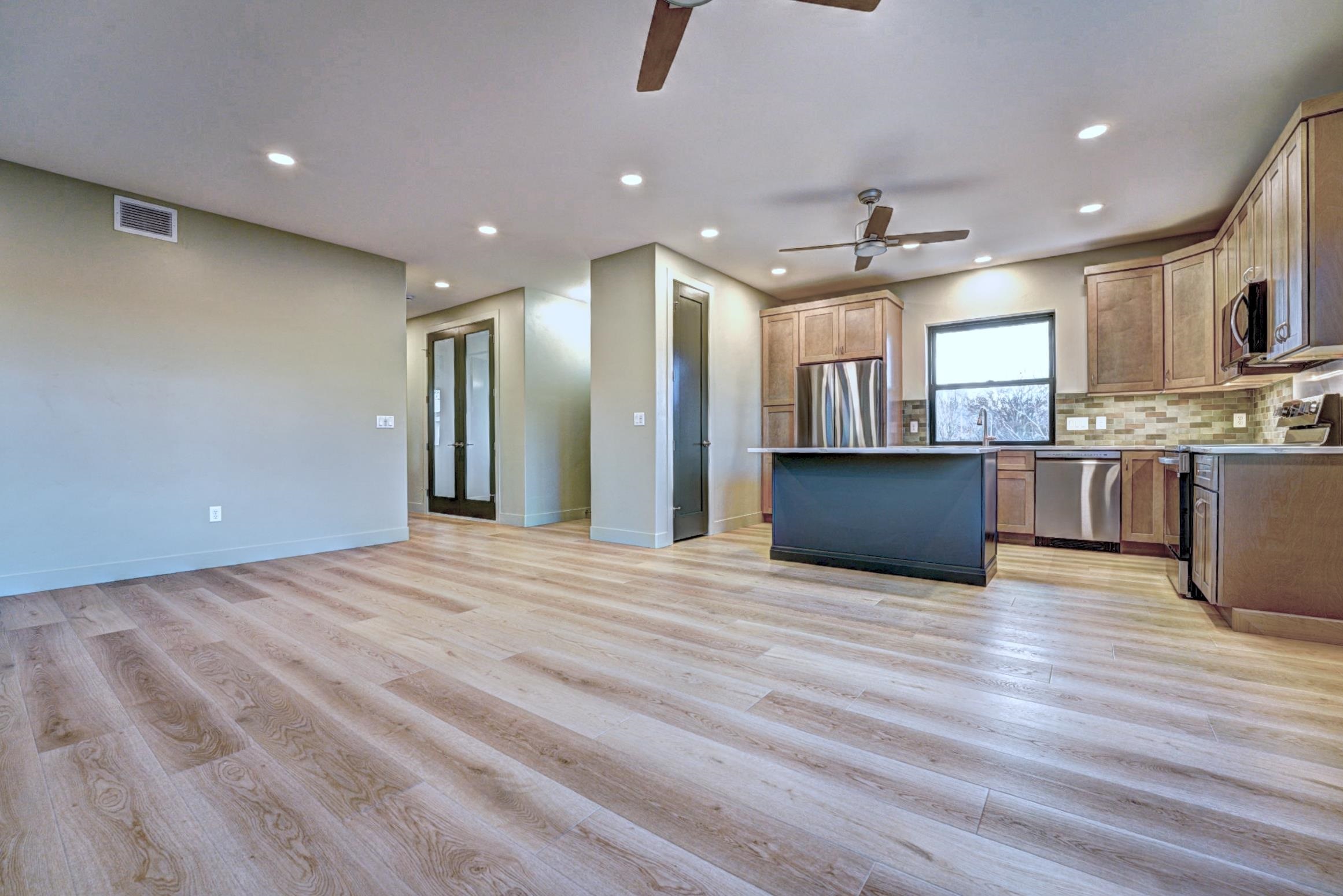 234 N Sycamore Street