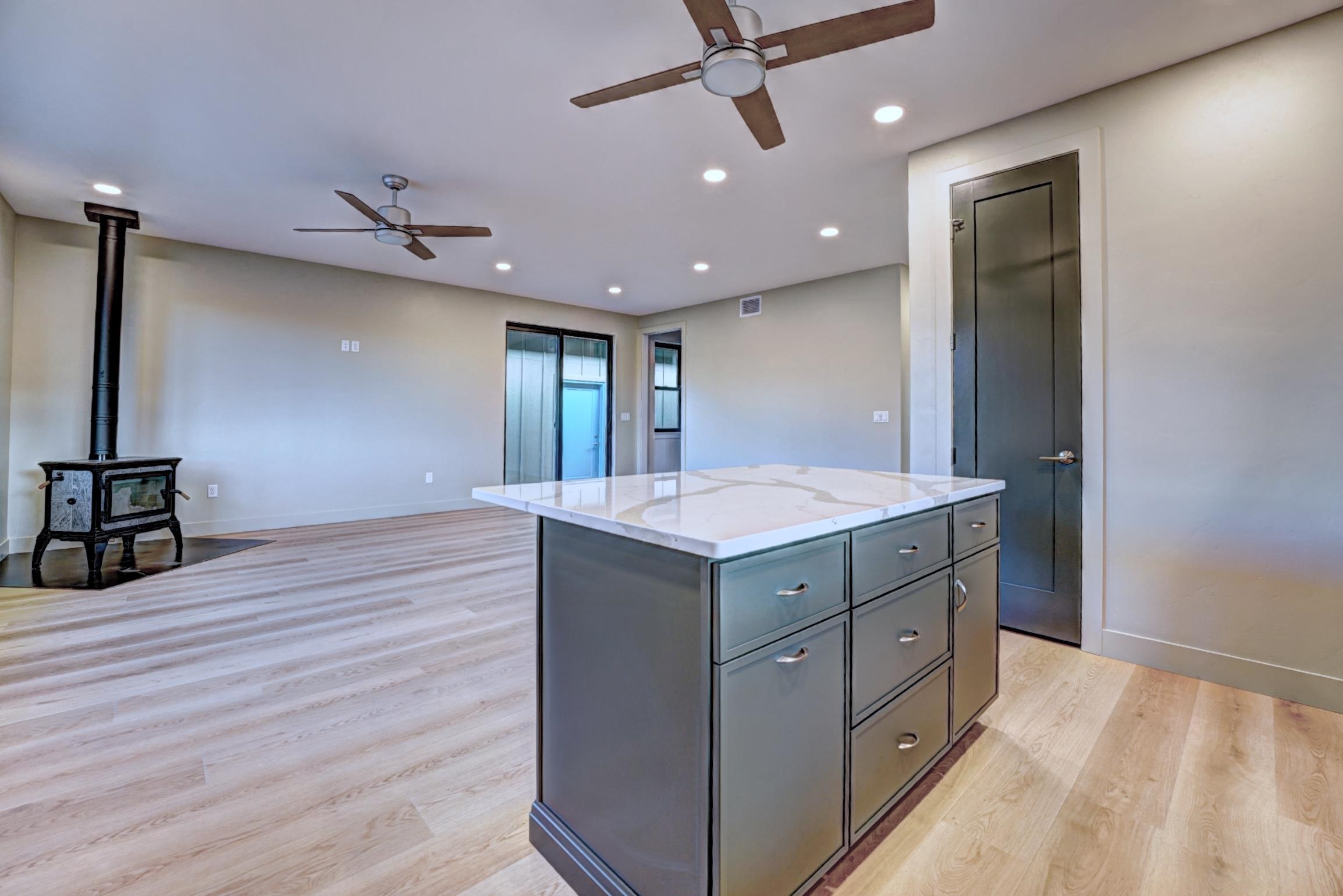 234 N Sycamore Street