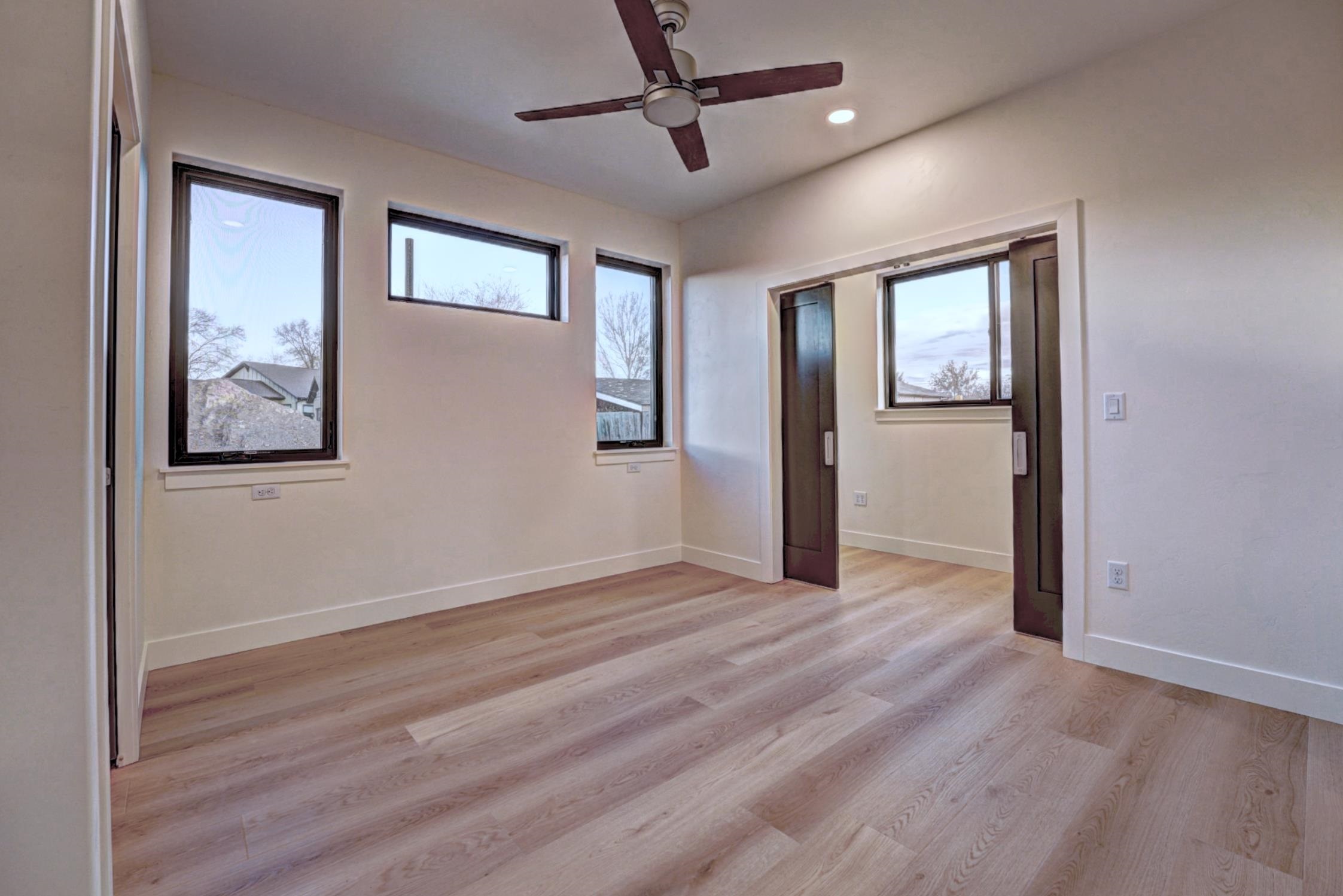 234 N Sycamore Street