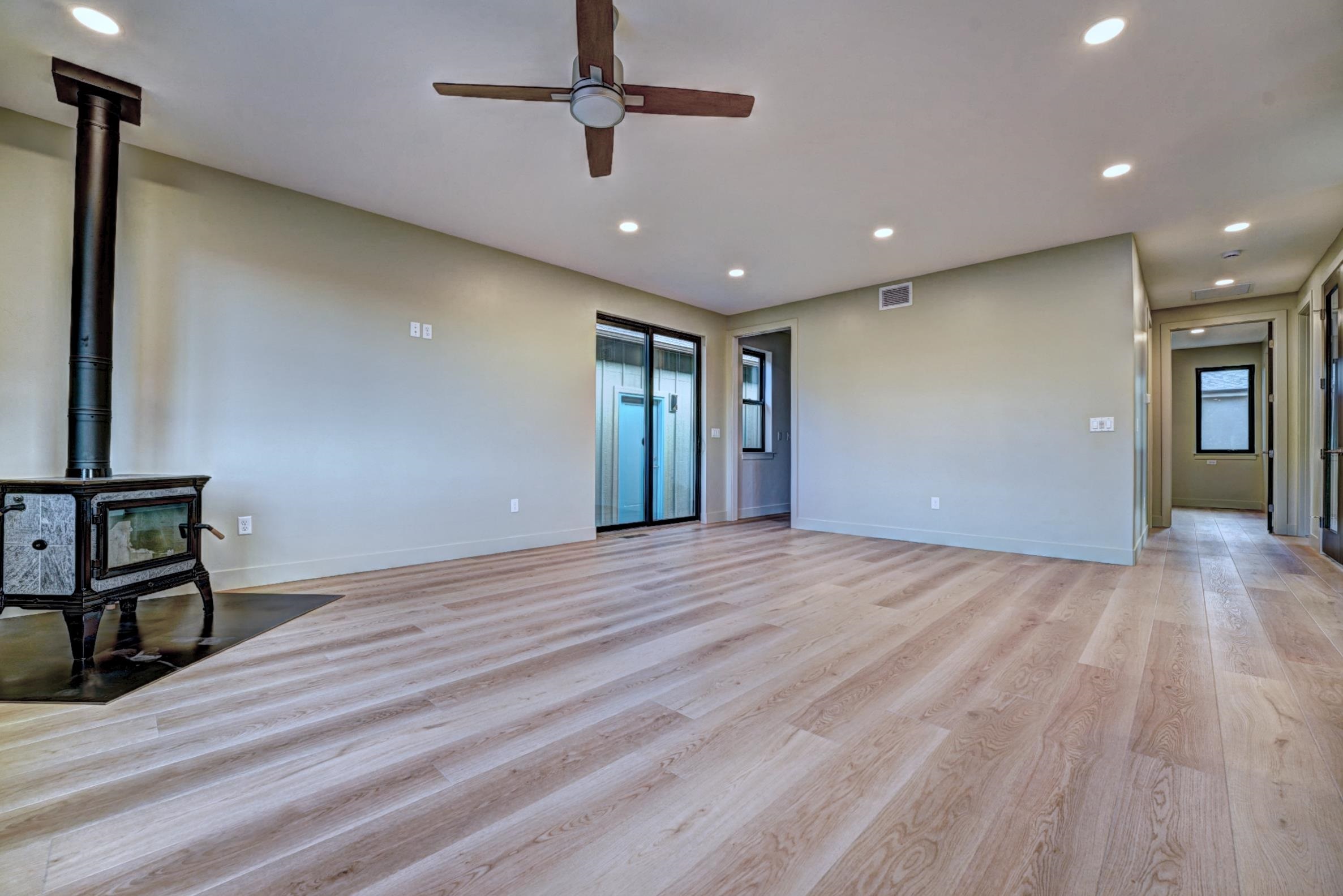 234 N Sycamore Street