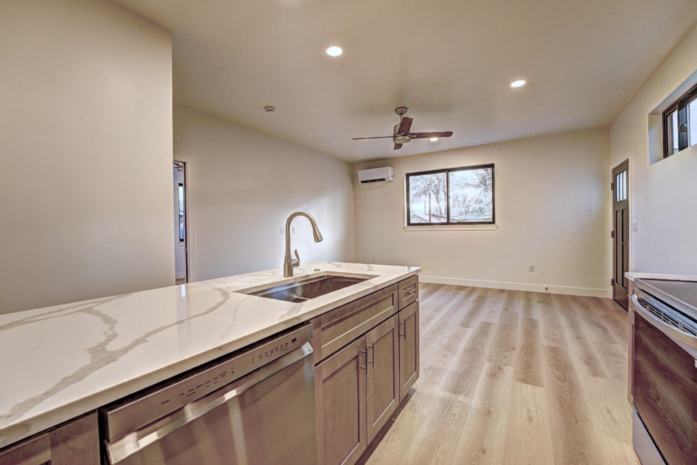 234 N Sycamore Street