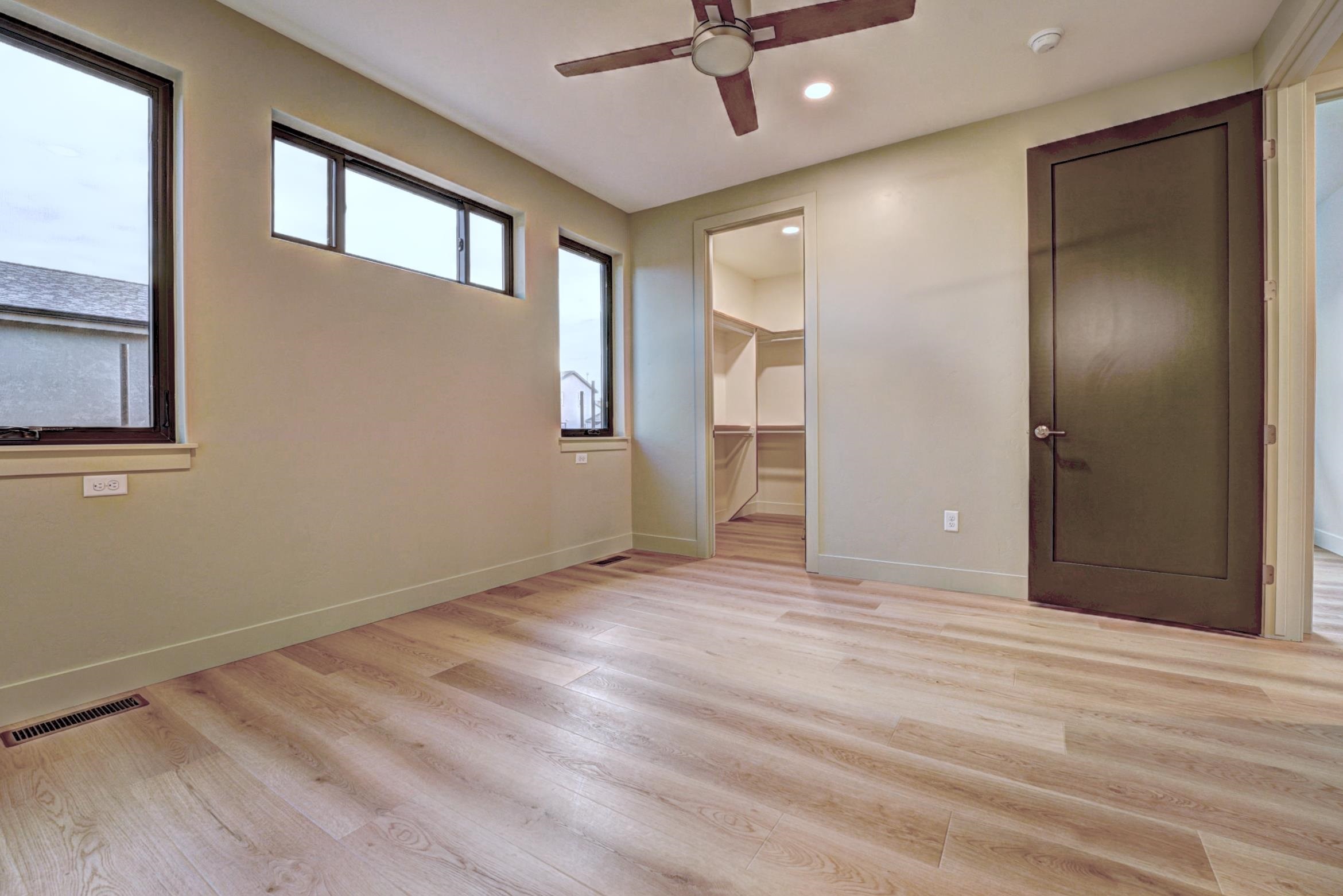 234 N Sycamore Street