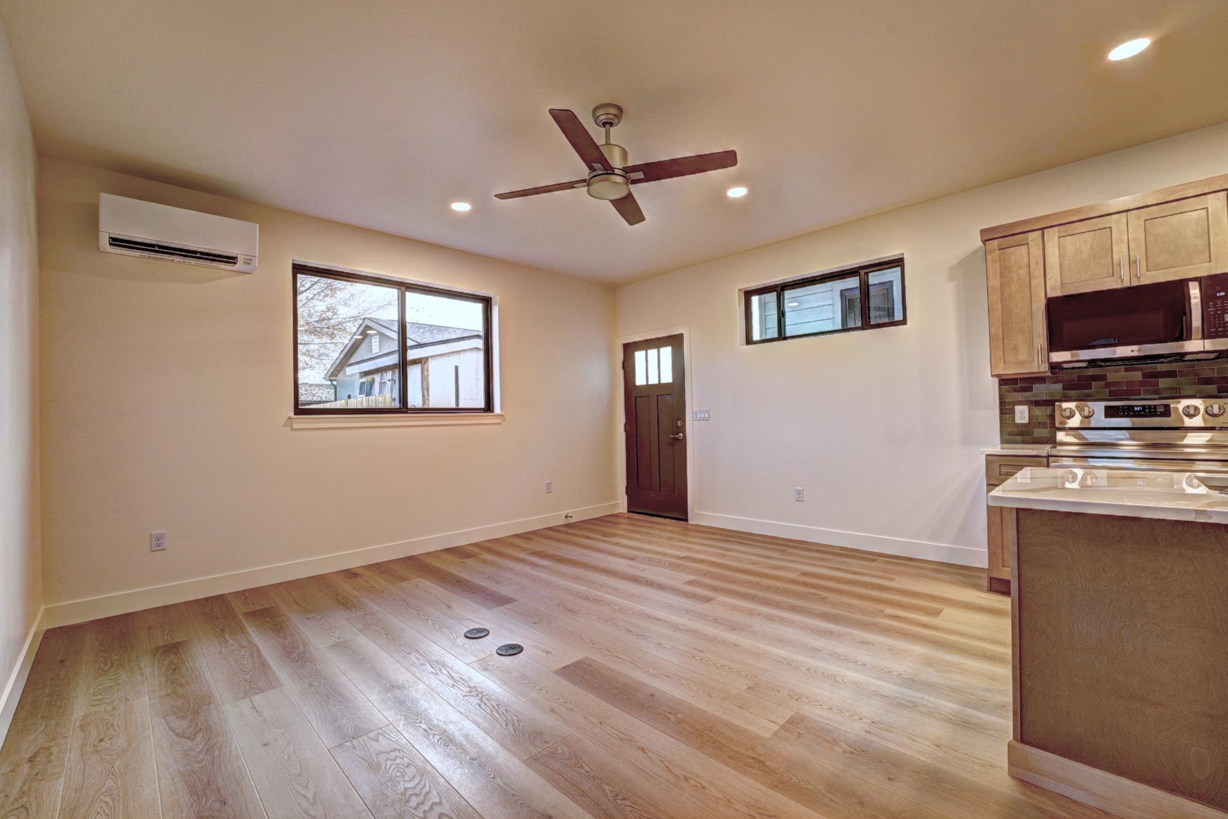 234 N Sycamore Street