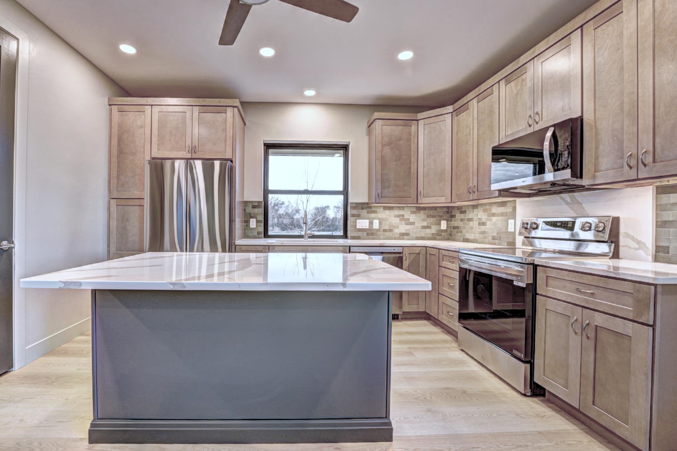 234 N Sycamore Street