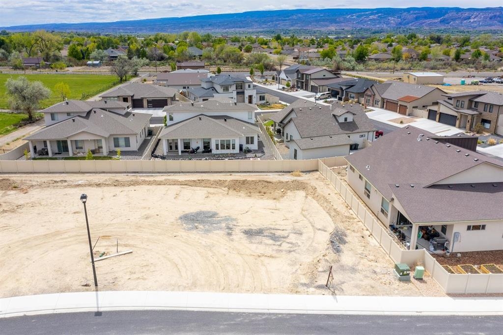 2521 Woody Creek Drive Unit: LOT 9
