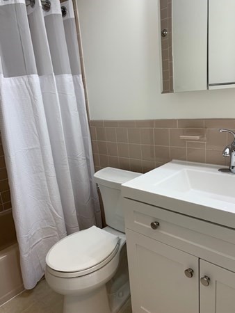 1001 Main # 32