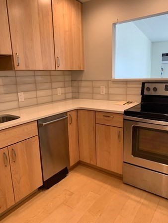 1001 Main # 32