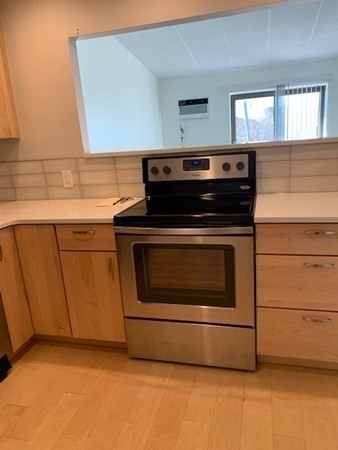 1001 Main # 32