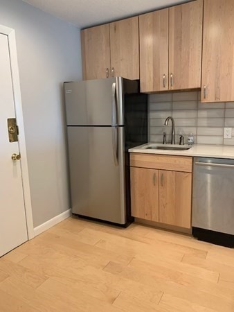 1001 Main # 32