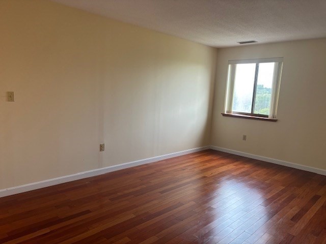 666 Main St # 403