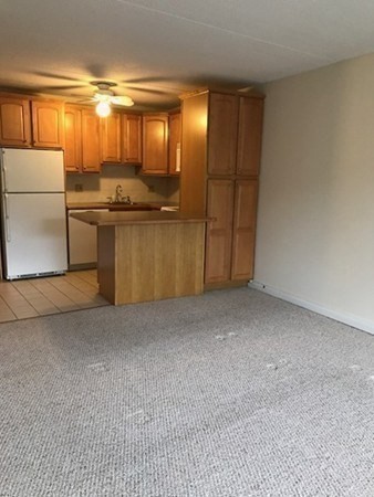 200 Swanton St # L23