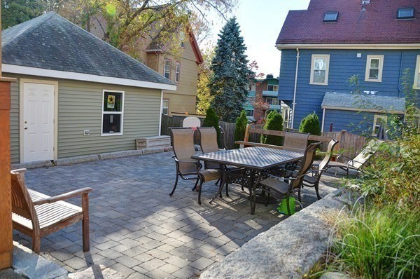 136 Mt Vernon Avenue # 2