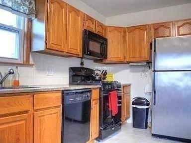 136 Mt Vernon Avenue # 2