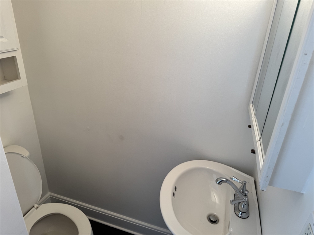6 Myrna Road Unit: SF