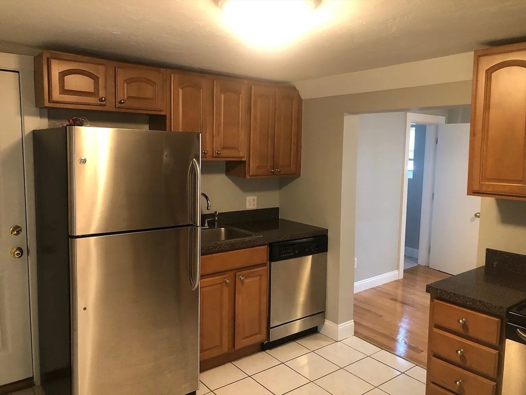 6 R Salem Street # 5