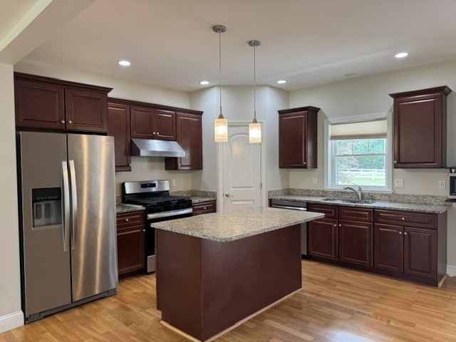 16 Juniper Hill Road
