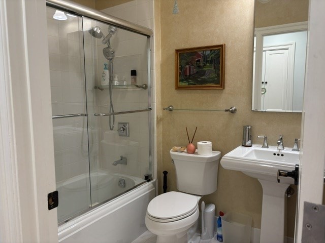 10 Winchester Place Unit: 102