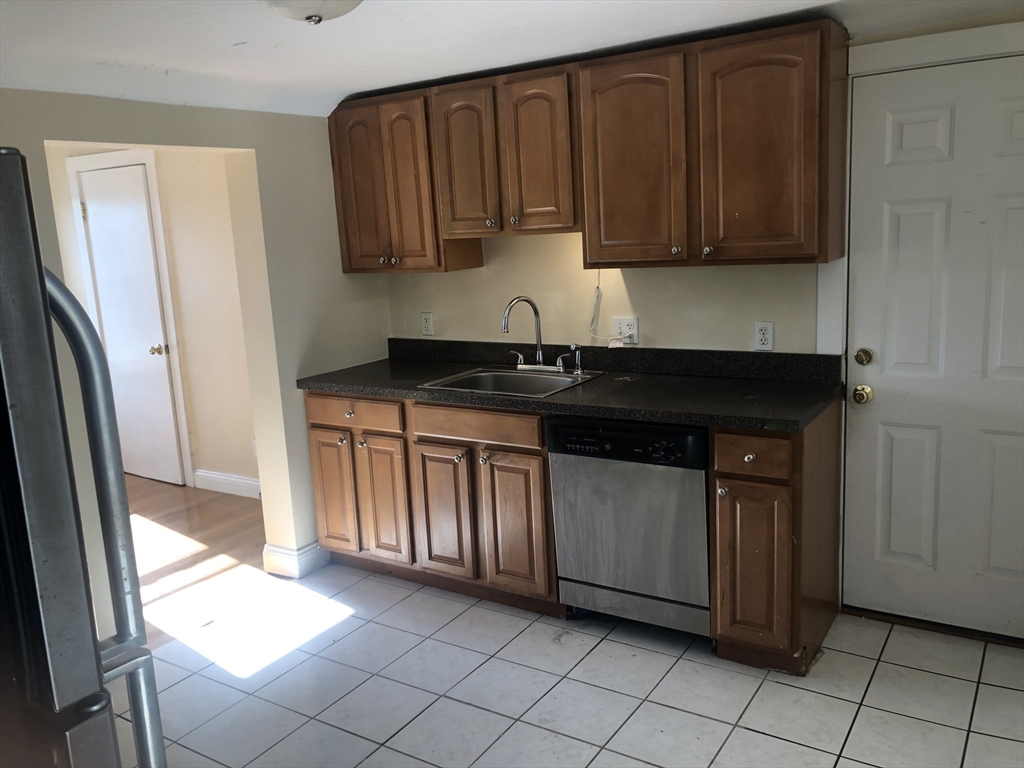 6R Salem Street # 6