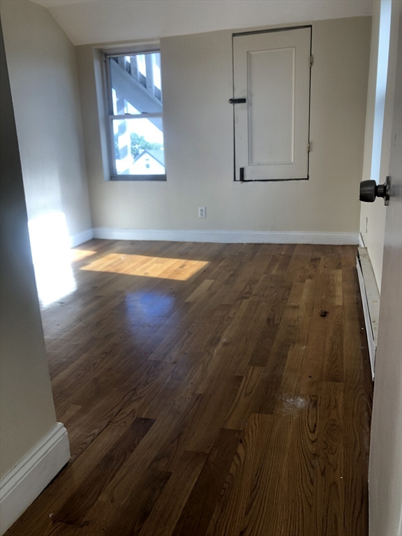 6R Salem Street # 6