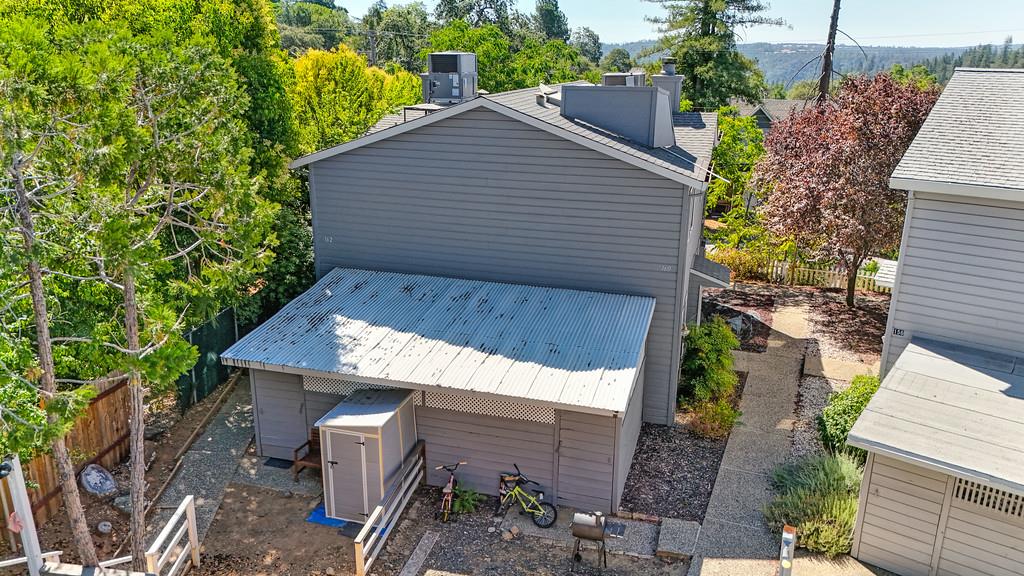 160 Huntley AVE