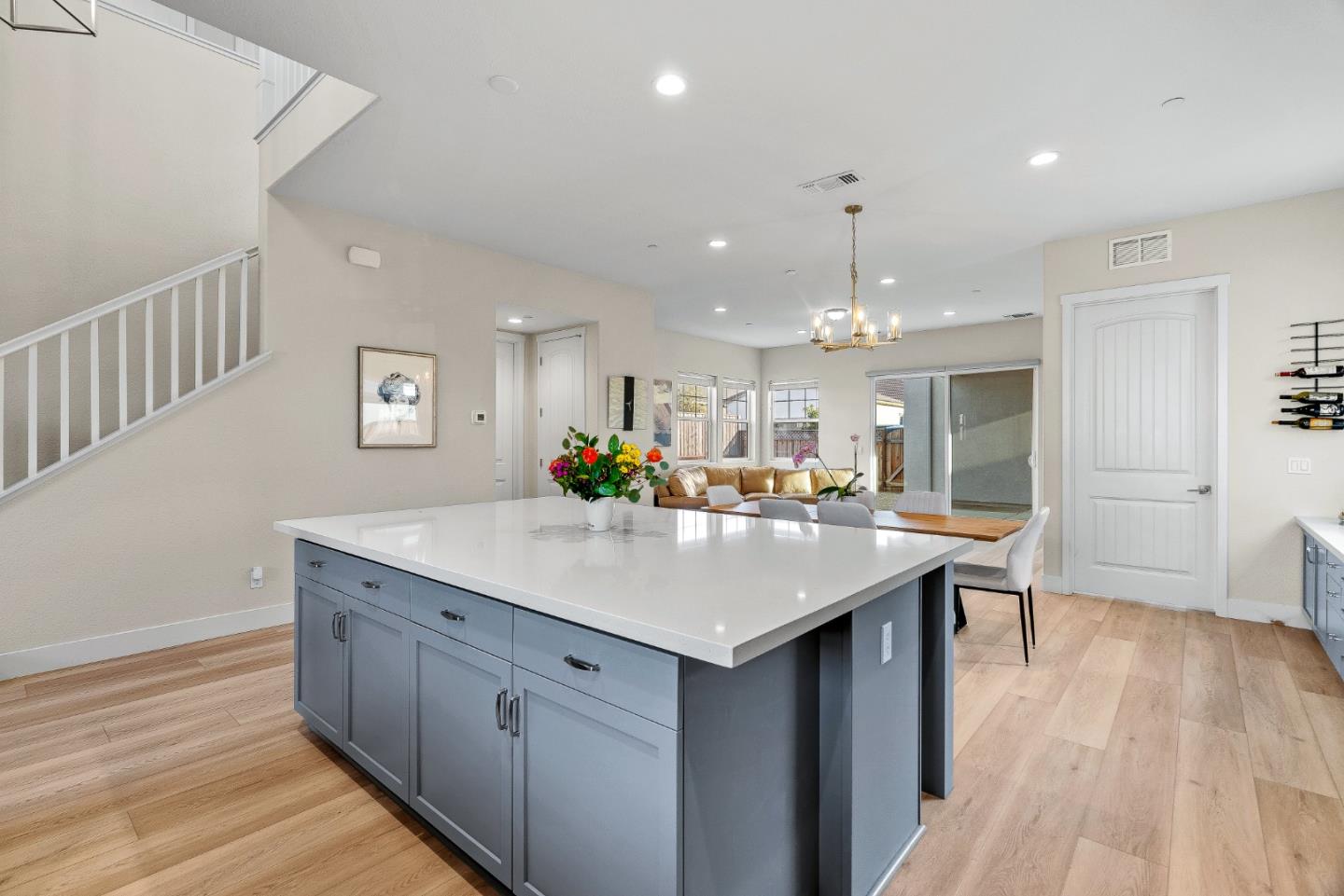 478 Lassen WAY