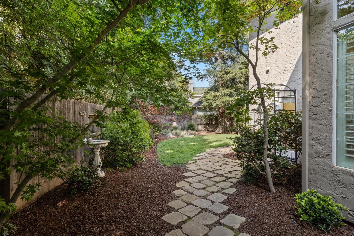 678 Grafton Park DR