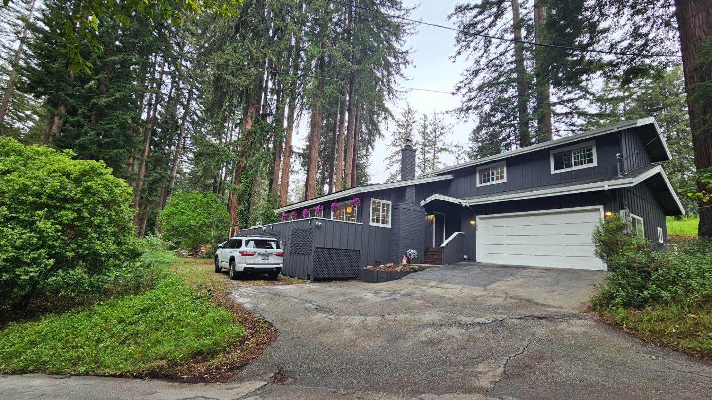 105 William Way