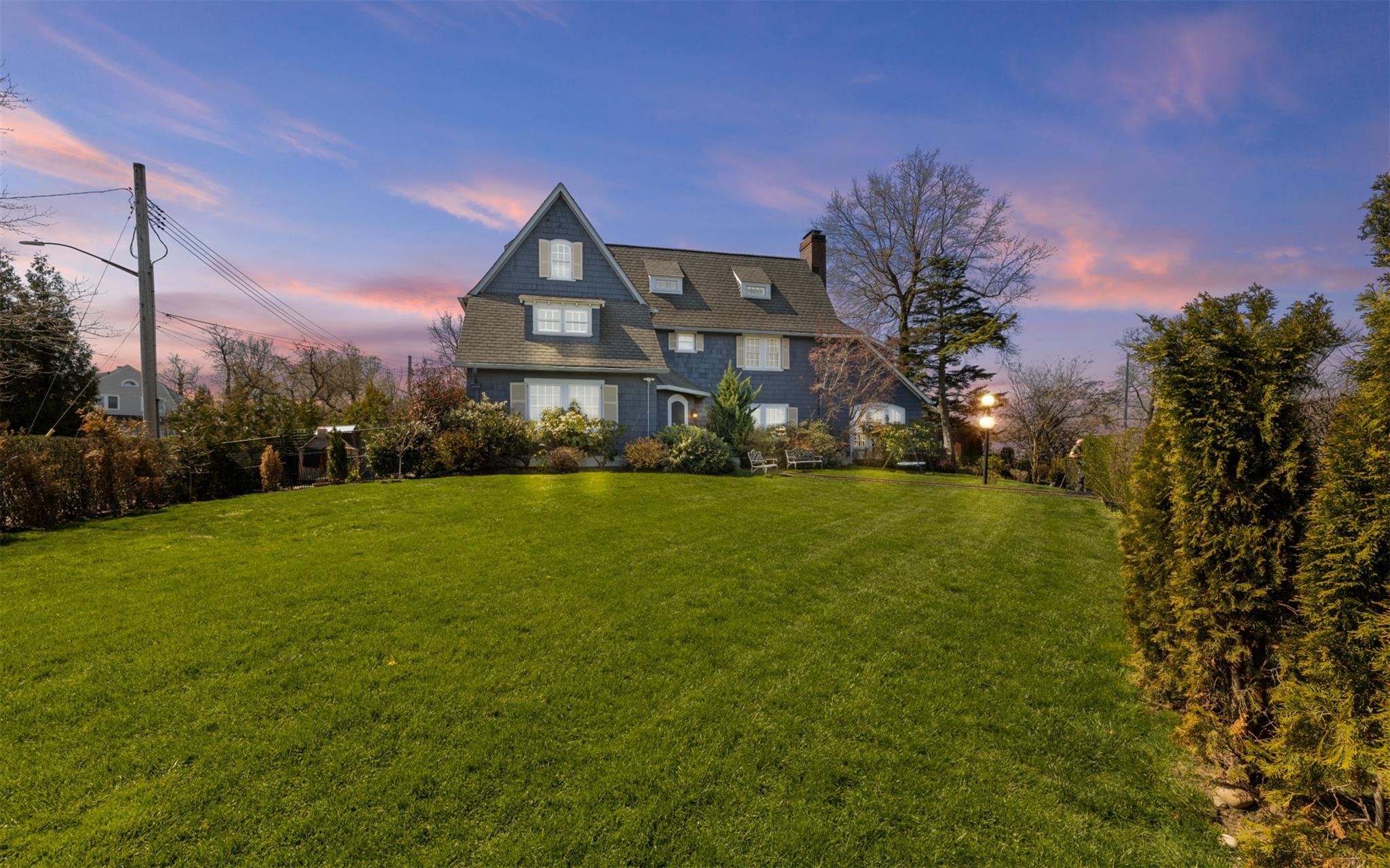 1120 Shore Road