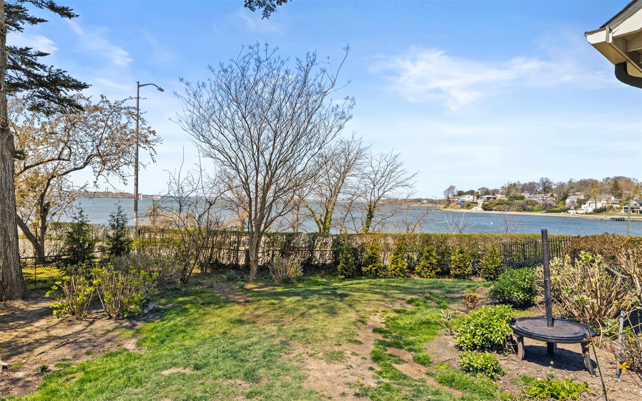 1120 Shore Road