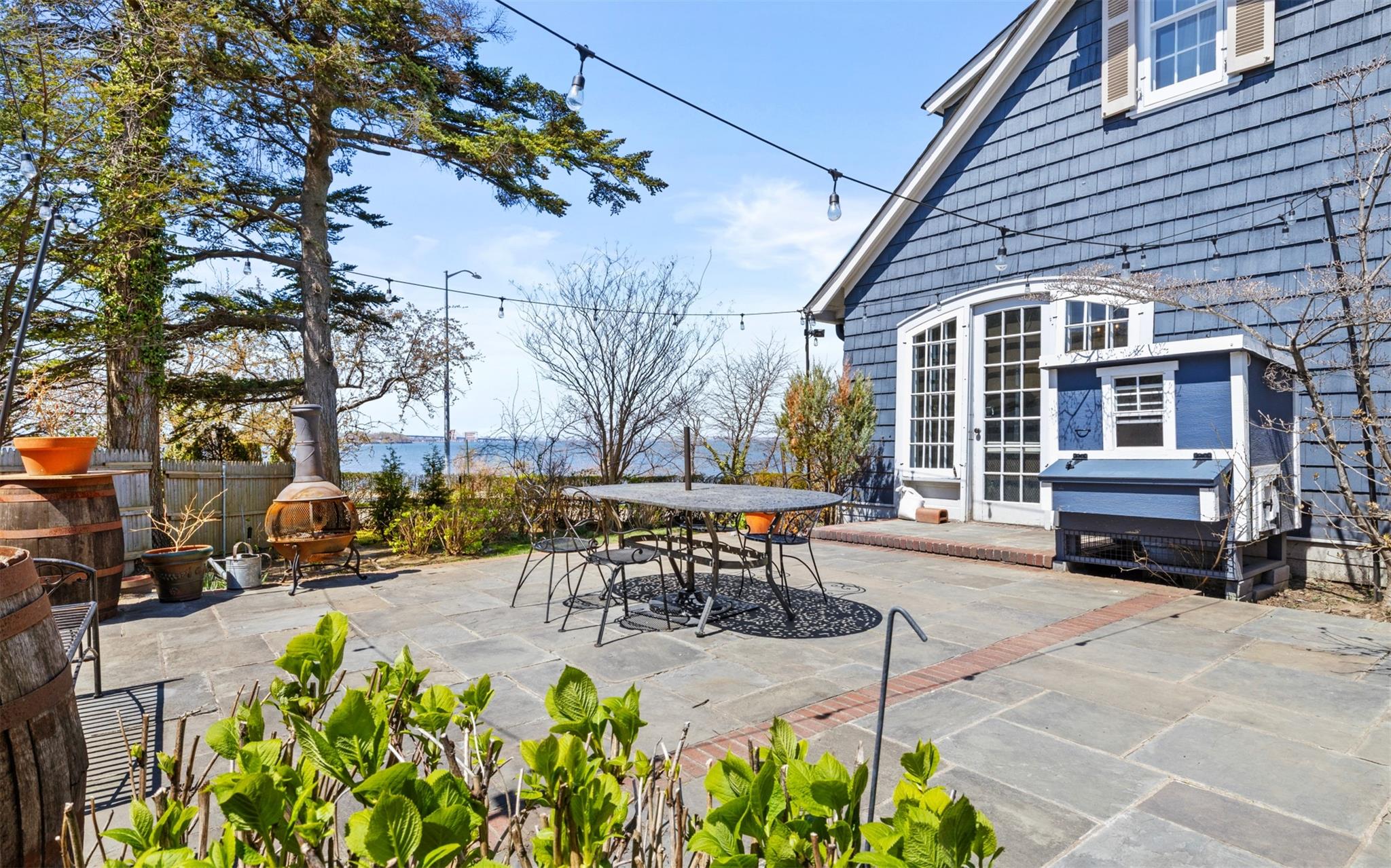 1120 Shore Road