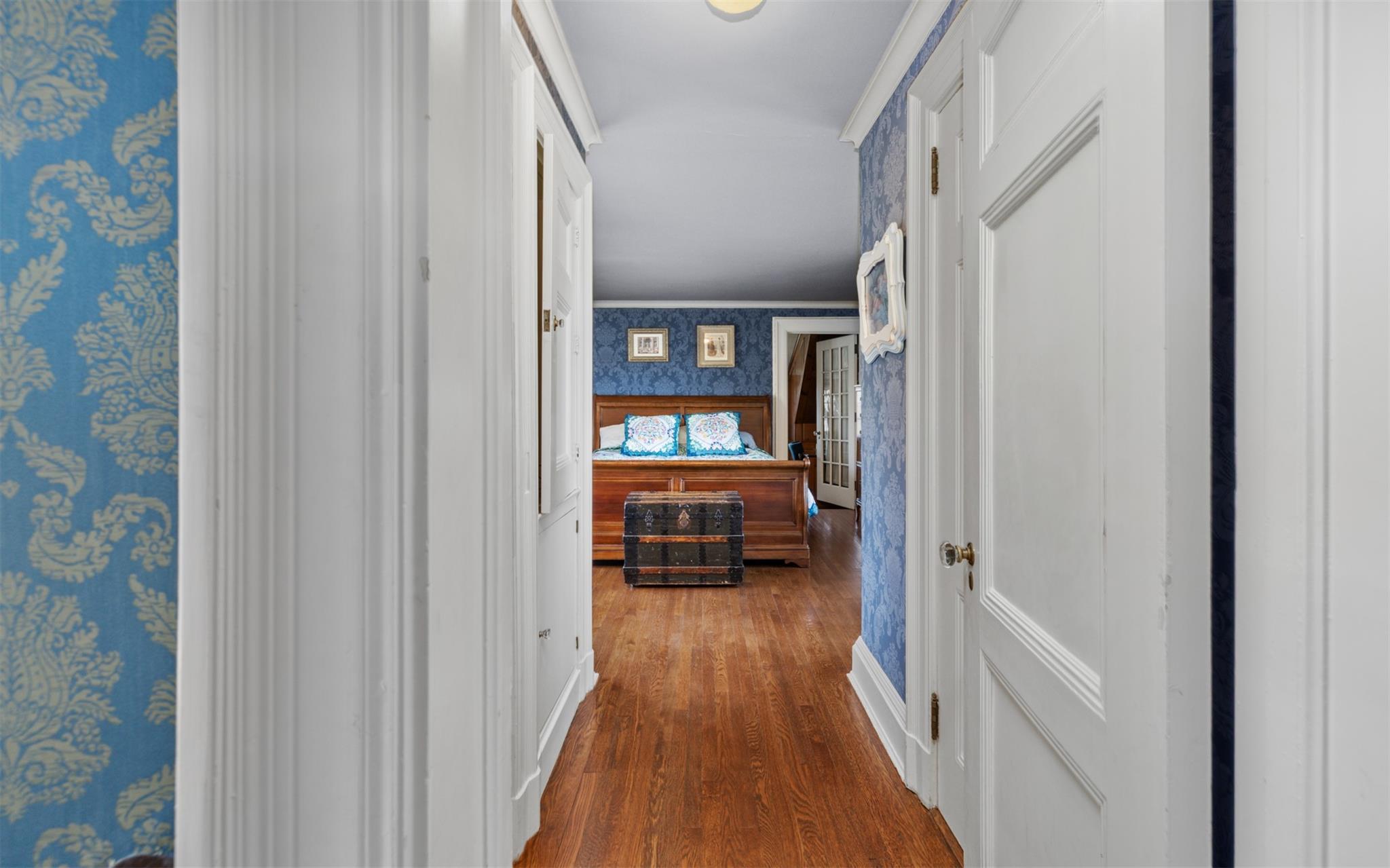 1120 Shore Road