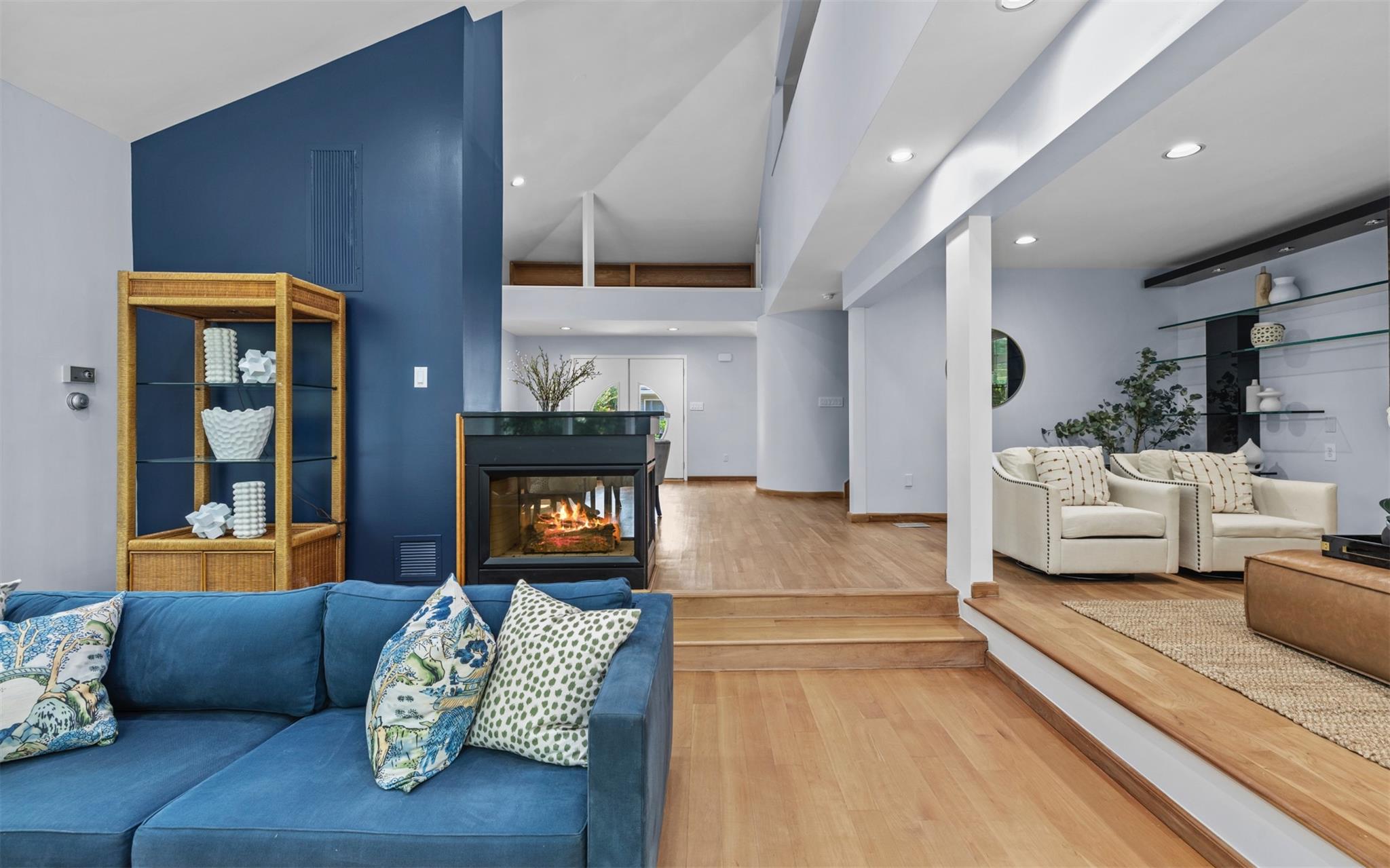 10 Courtyard Circle