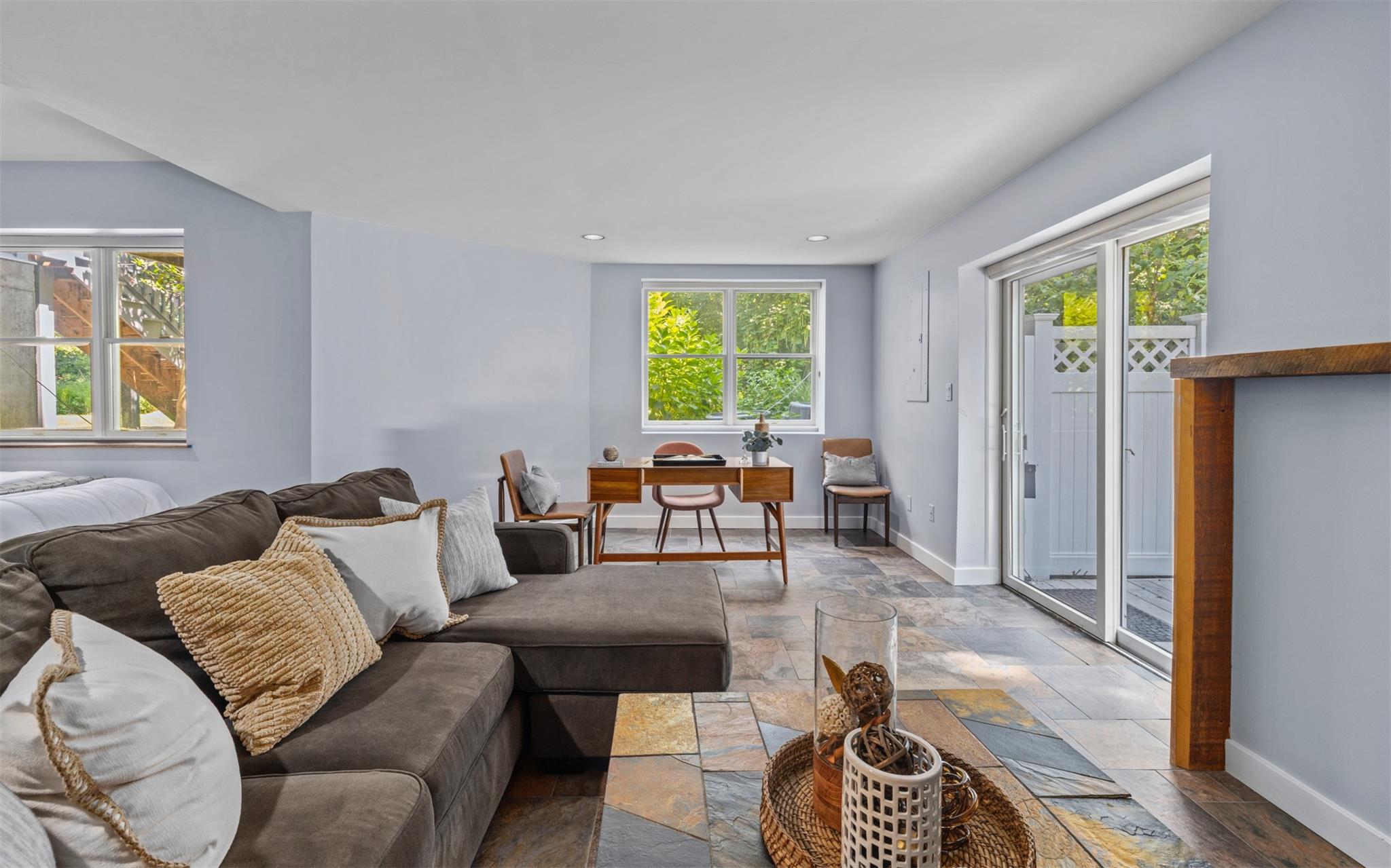 10 Courtyard Circle