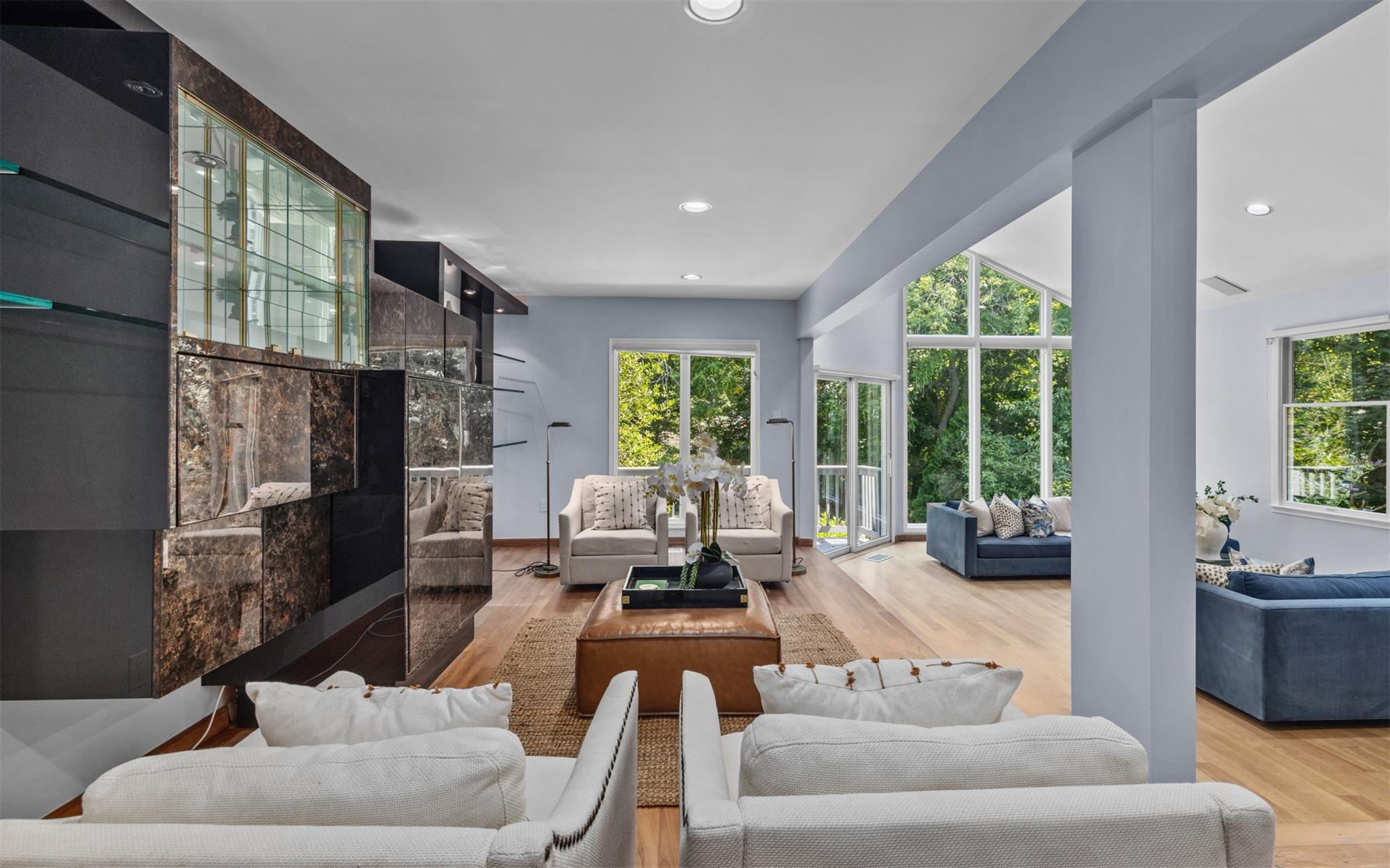 10 Courtyard Circle