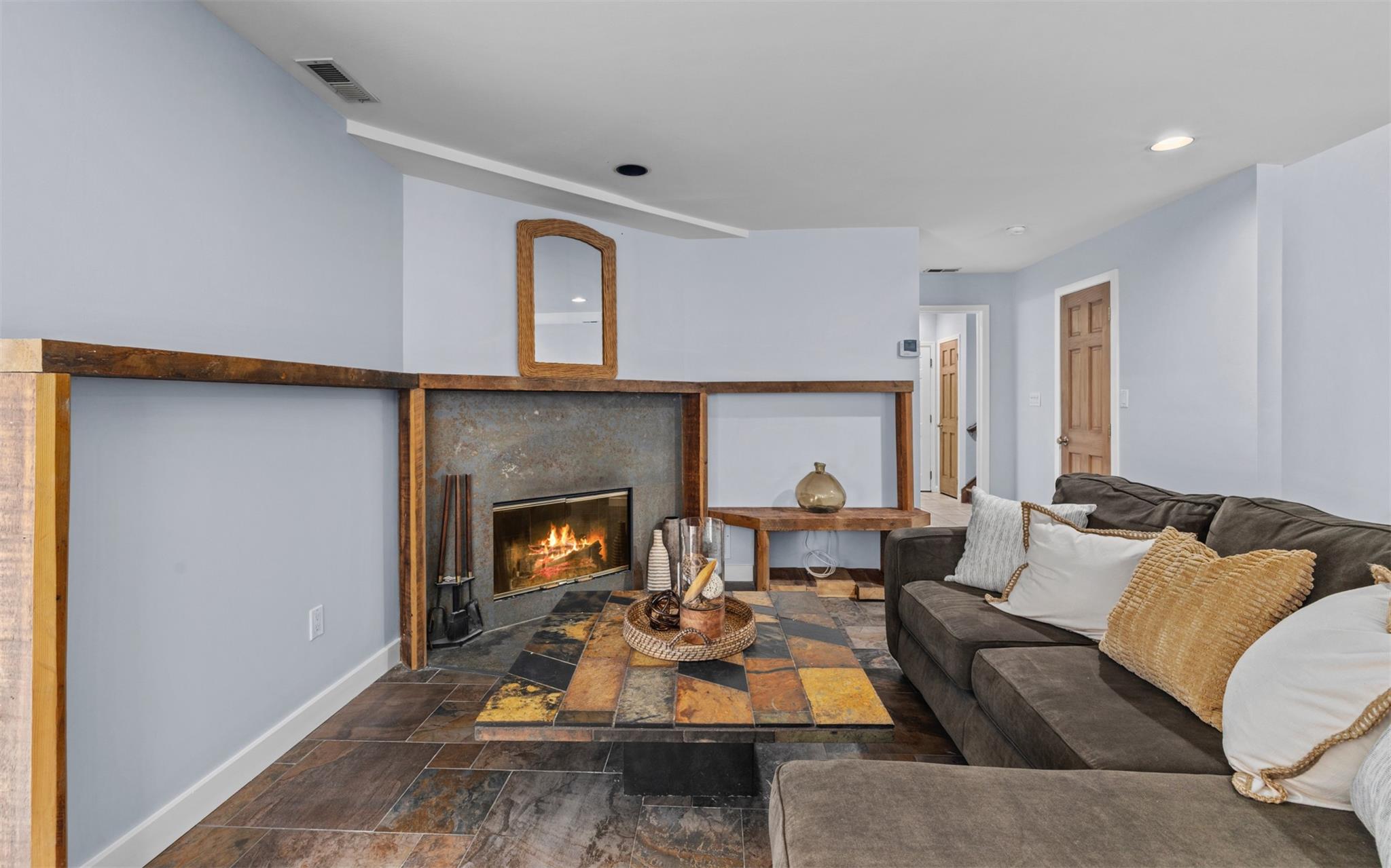 10 Courtyard Circle
